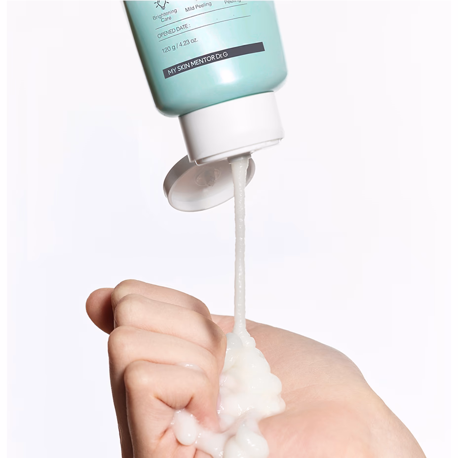 การผลัดเซลล์ผิวอย่างอ่อนโยน (Gentle Peeling) คืออะไร? และช่วยกู้ผิวหมองคล้ำให้สีผิวสม่ำเสมอได้อย่างไร?